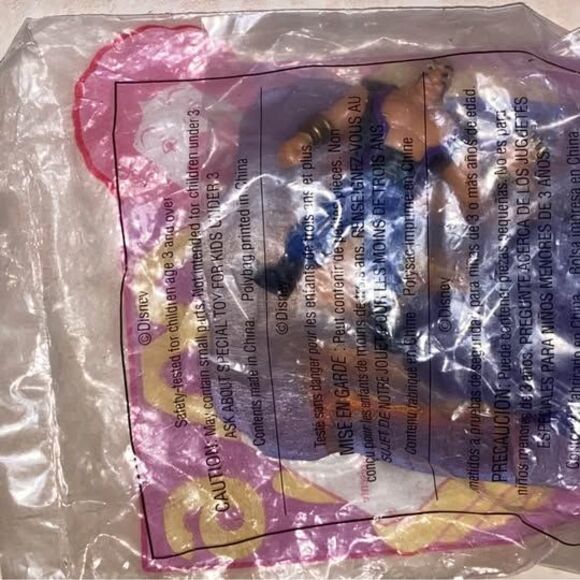 Other - Vintage McDonald’s, Saluk toys, Aladdin collectible  1996 